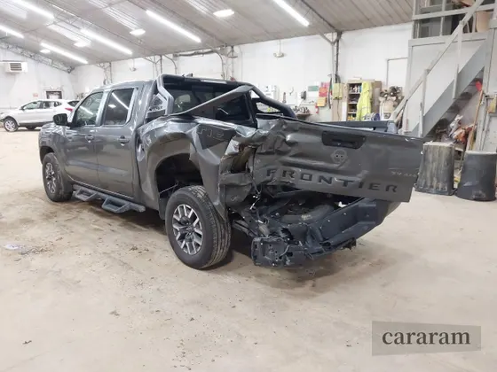 2023 Nissan Frontier SV