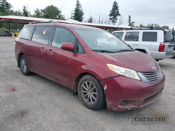 2011 Toyota Sienna XLE AAS