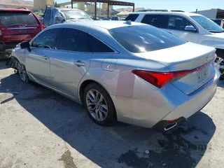2020 Toyota Avalon XLE