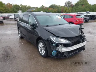 2019 Chrysler Pacifica Touring Plus