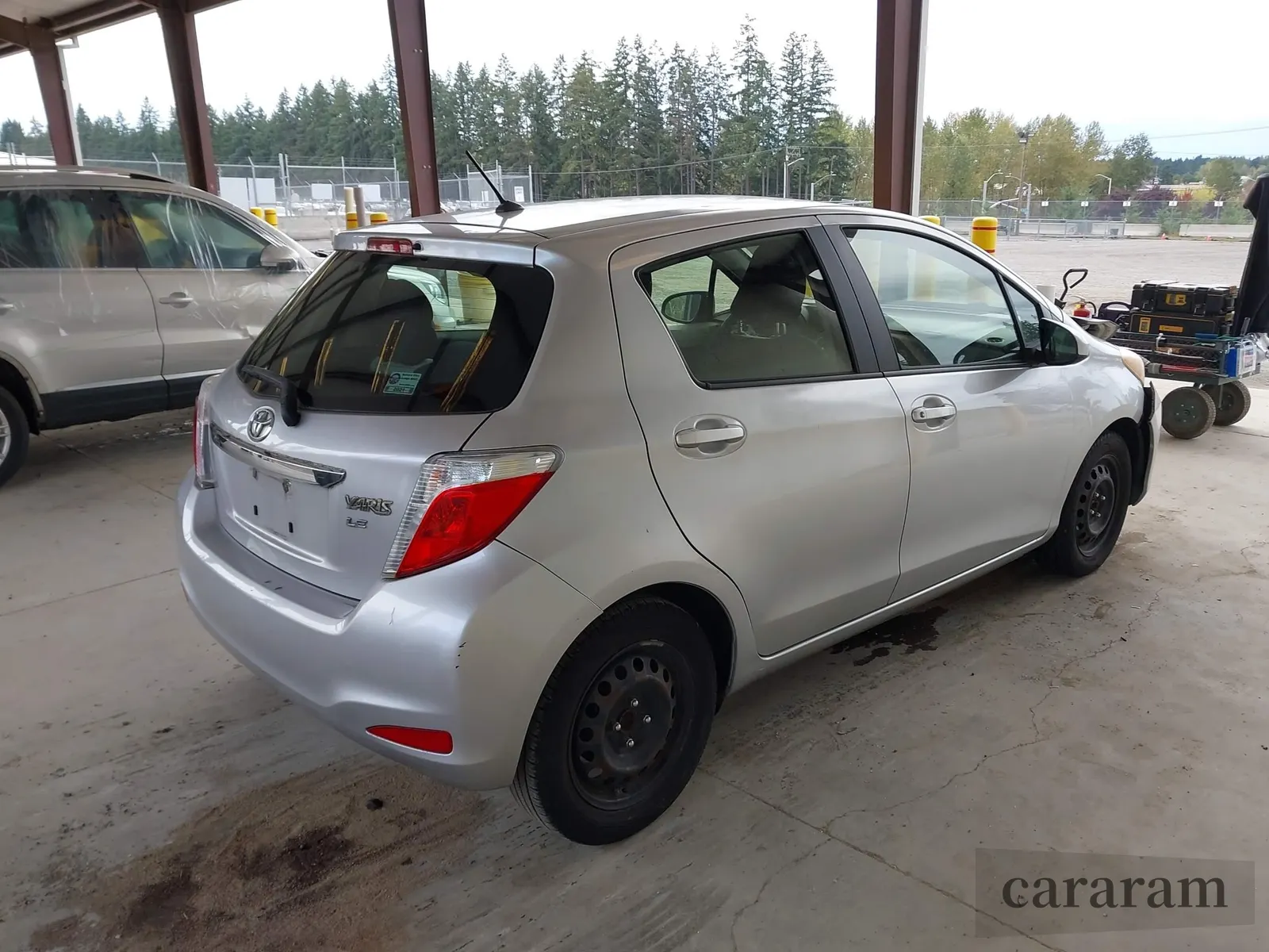 2012 Toyota Yaris L