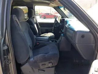 2001 Chevrolet Silverado 1500 LS