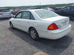 2000 Toyota Avalon XL