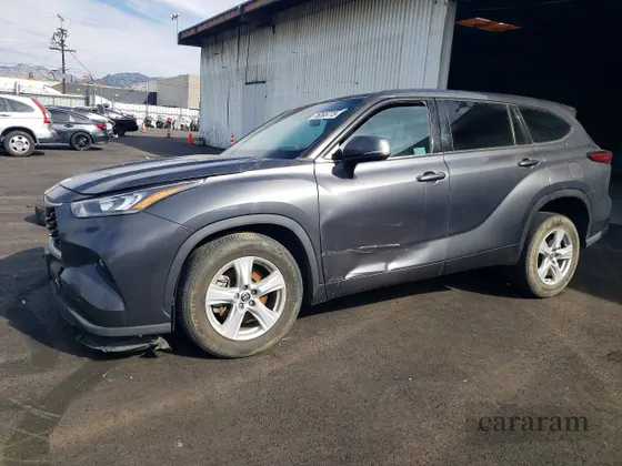 2020 Toyota Highlander LE