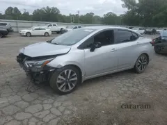 2020 Nissan Versa SR