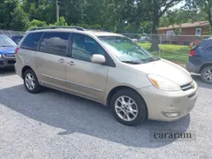 2004 Toyota Sienna XLE