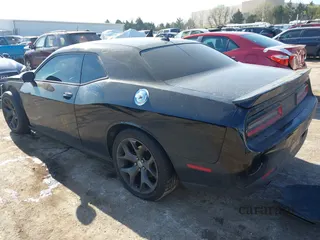 2015 Dodge Challenger R/T Shaker