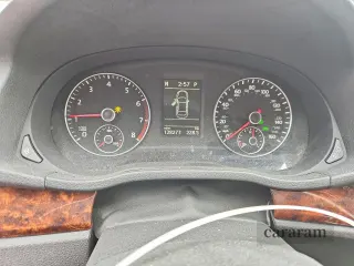 2012 Volkswagen Passat SEL
