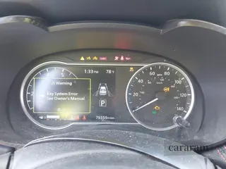2023 Nissan Versa SR