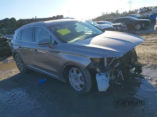 2019 Lincoln Nautilus Select