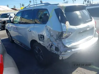 2019 Nissan Pathfinder SL