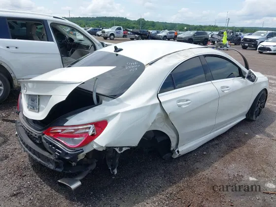 2015 Mercedes-Benz CLA 250