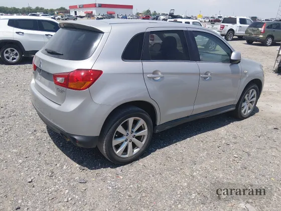2014 Mitsubishi Outlander SE