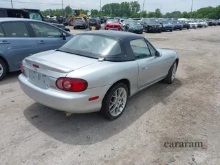 2002 Mazda MX-5 Miata