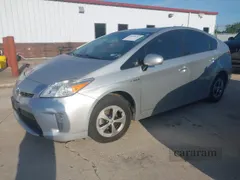 2014 Toyota Prius Two