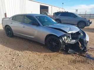 2018 Dodge Charger SXT