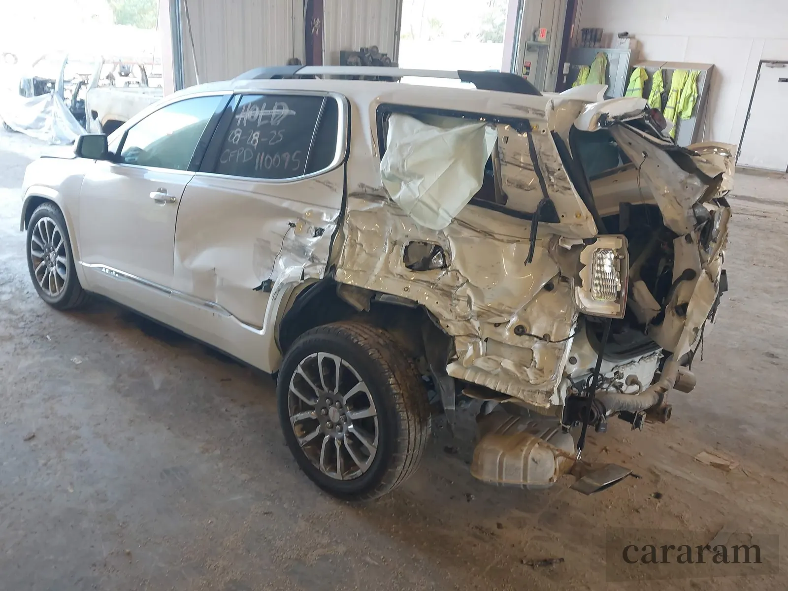 2020 GMC Acadia Denali