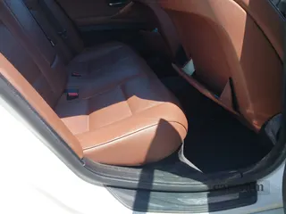 2011 BMW 5 Series 528i
