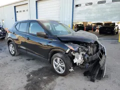 2022 Nissan Kicks S