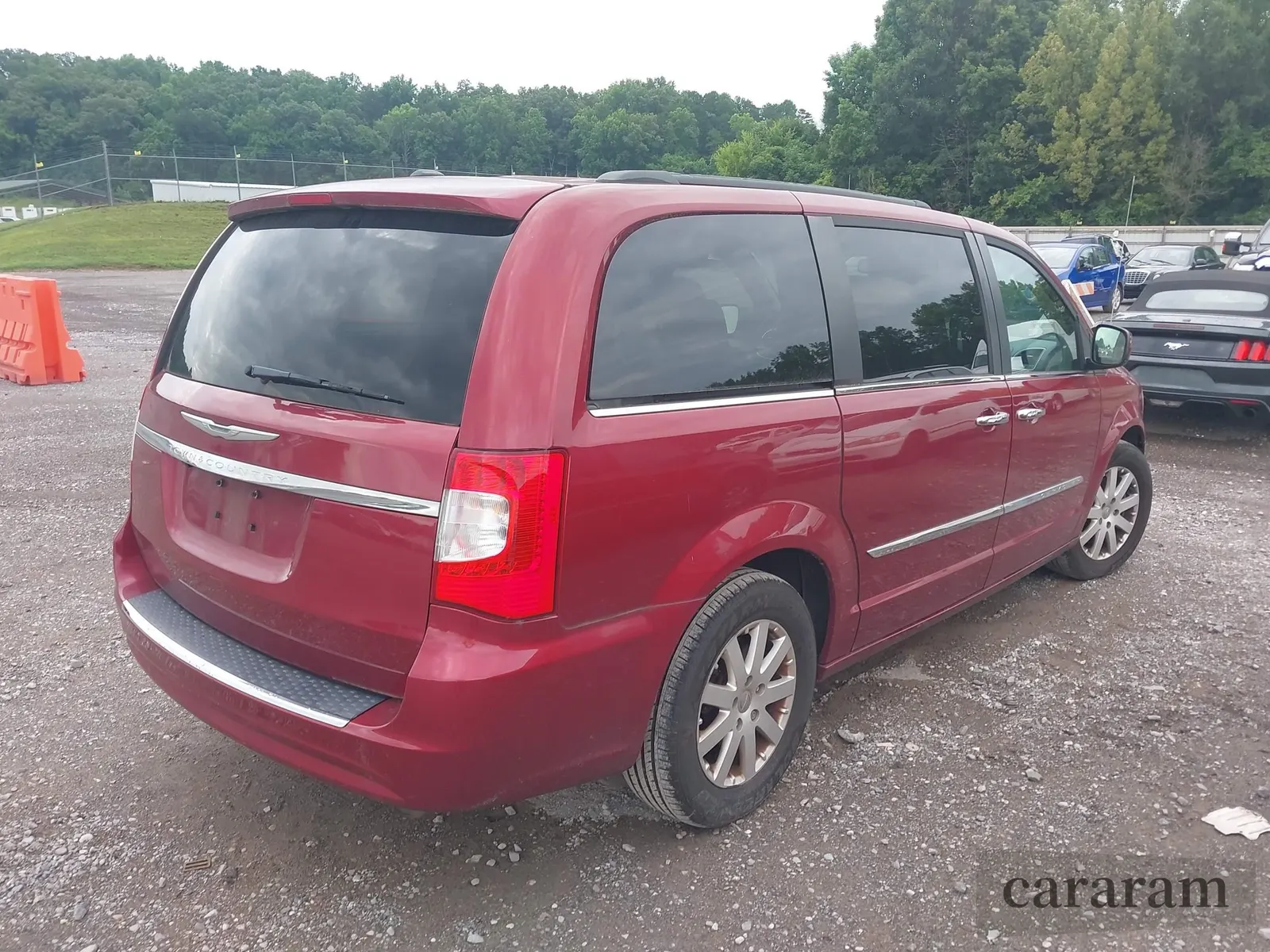 2016 Chrysler Town & Country Touring