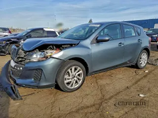 2013 Mazda 3 i Touring
