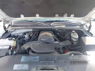 2003 Chevrolet Suburban LT