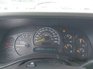 2005 Chevrolet Suburban LS