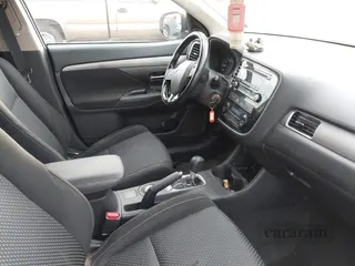 2016 Mitsubishi Outlander SE