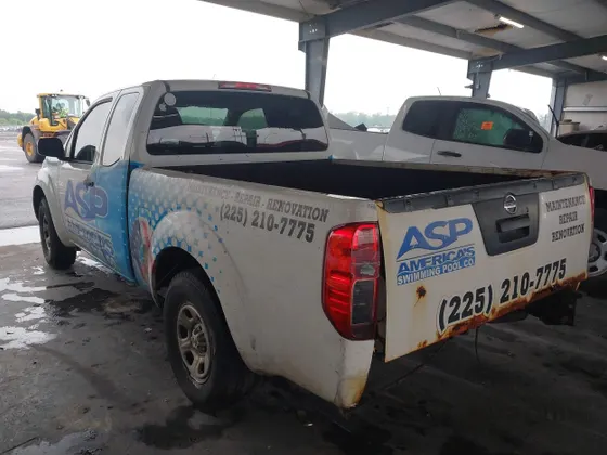 2016 Nissan Frontier S