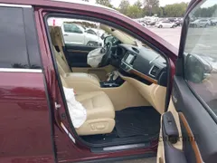 2019 Toyota Highlander Limited Platinum