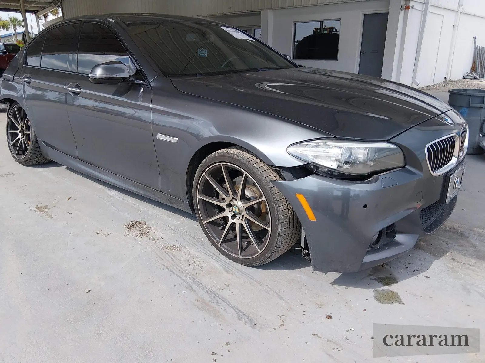 2015 BMW 5 Series 528i