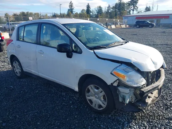 2011 Nissan Versa S