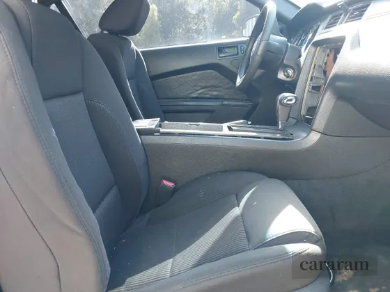 2012 Ford Mustang V6