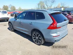 2023 Volvo XC60 Plus Dark Theme