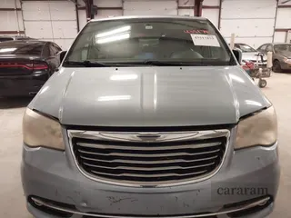 2012 Chrysler Town & Country Touring