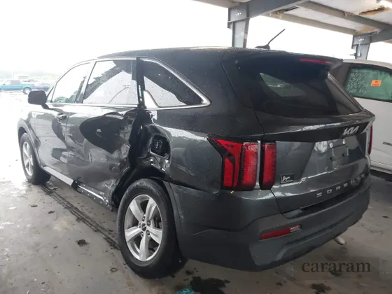 2022 Kia Sorento LX
