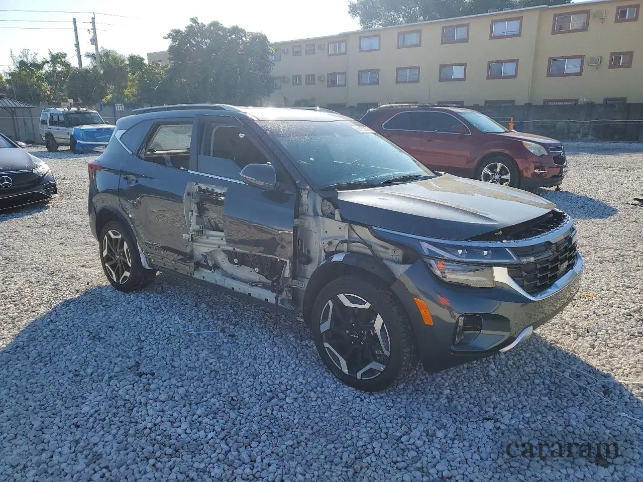 2025 Kia Seltos SX