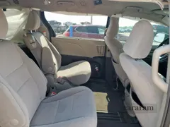 2016 Toyota Sienna LE AAS