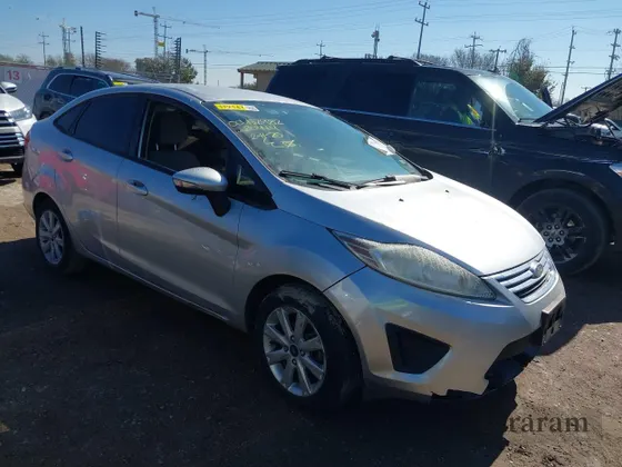 2013 Ford Fiesta SE