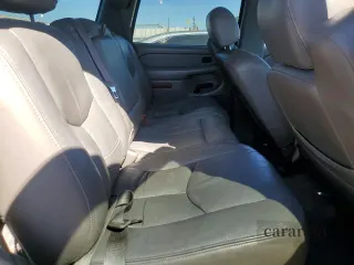 2004 GMC Yukon SLE