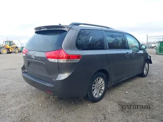 2011 Toyota Sienna Limited