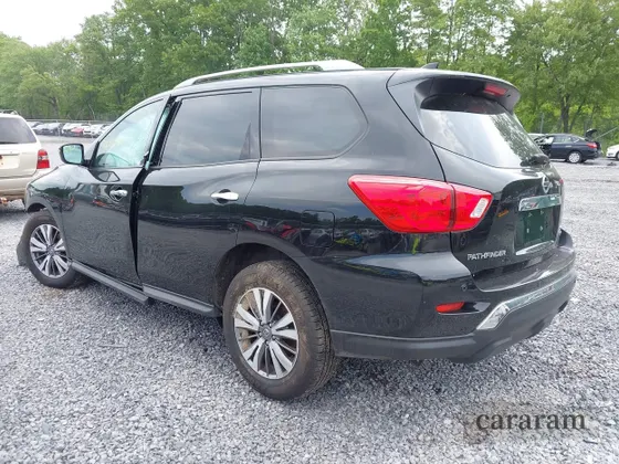 2019 Nissan Pathfinder SL
