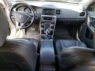 2015 Volvo V60 T5 Platinum