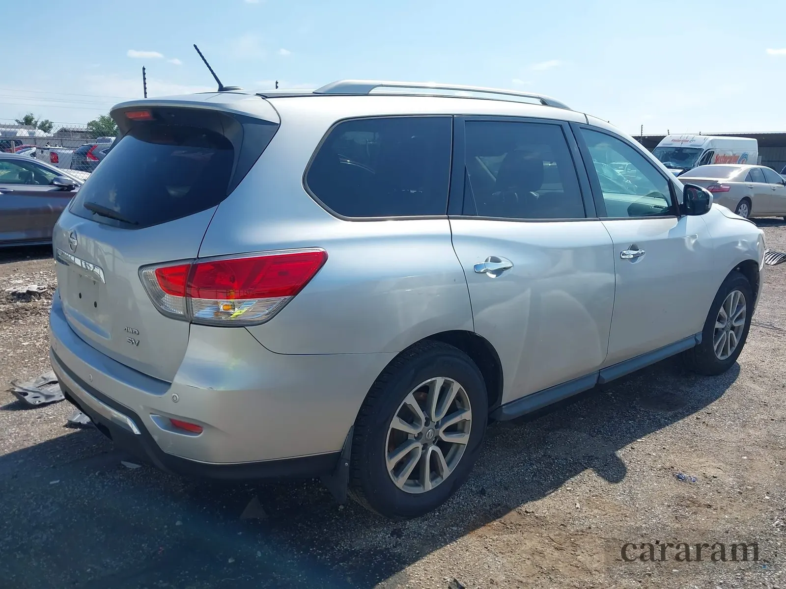 2013 Nissan Pathfinder SL