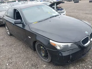 2005 BMW 5 Series 525i