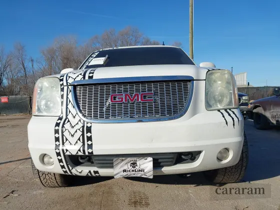 2011 GMC Yukon XL SLT