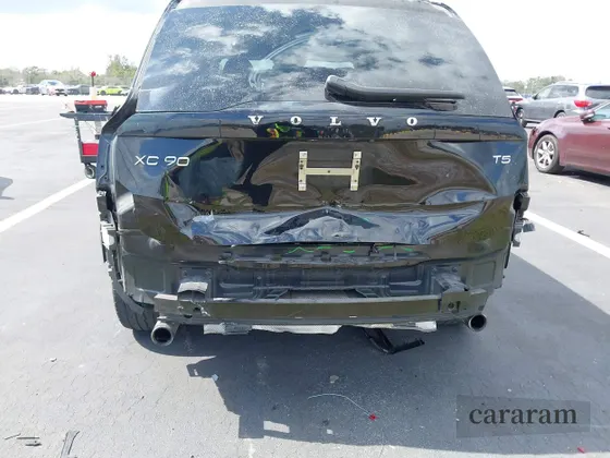 2019 Volvo XC90 Momentum