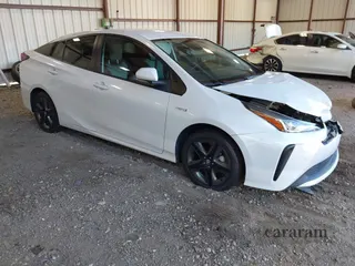 2021 Toyota Prius LE