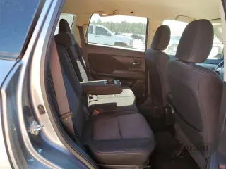 2016 Mitsubishi Outlander ES