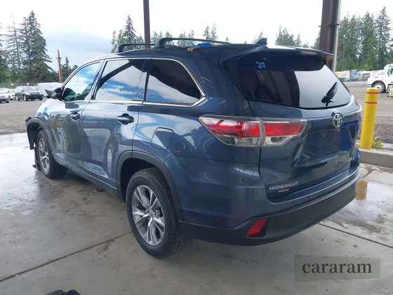 2014 Toyota Highlander LE